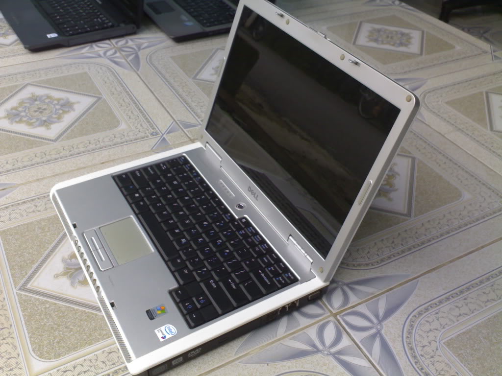Bán laptop cũ Dell inspiron 6400 giá rẻ tại Hà Nội