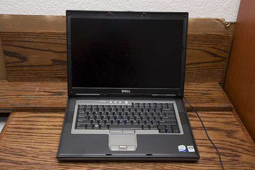 bán laptop cũ dell d830 tại hà nội
